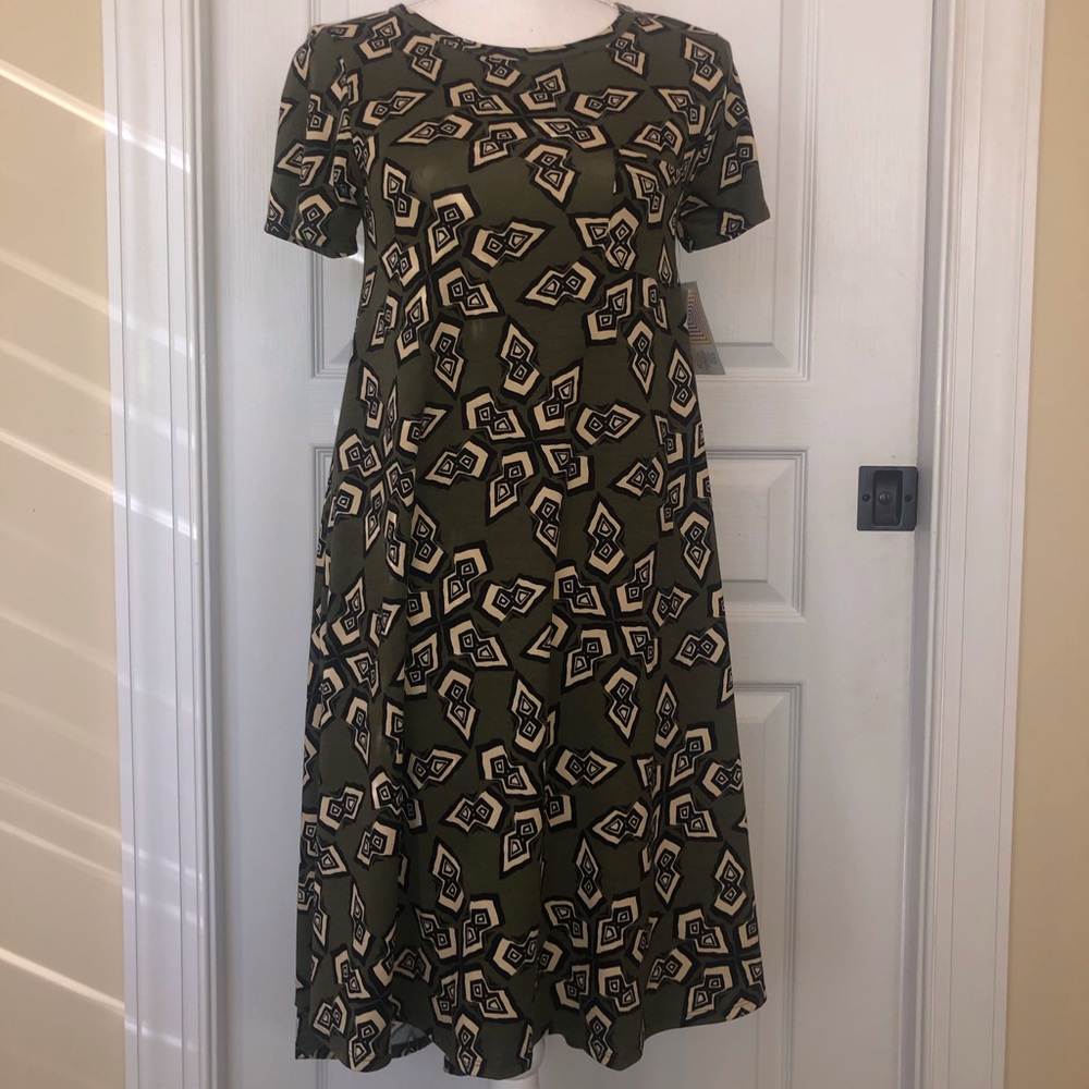 Lularoe Carly dress XXS, NWT